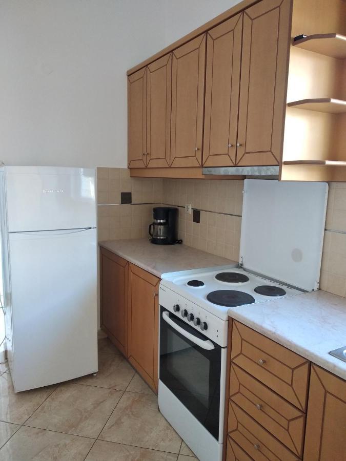 Ton Mari Apartments Палиохора Екстериор снимка